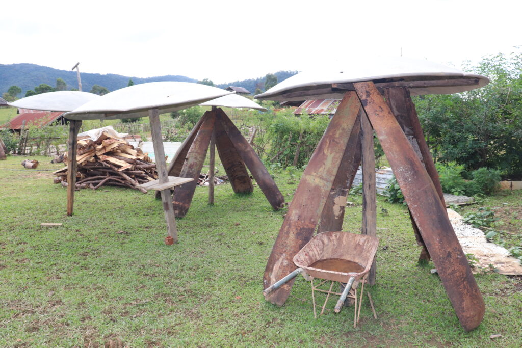 Ban Na Phia, Xieng Khouang-Bomb